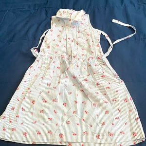 Girls sleeveless dress size 8